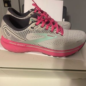 Brooks Ghost 14